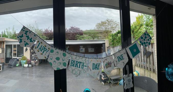 20110d83-49b8-4dbd-9f8b-67698f83512f (1)