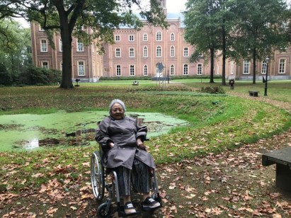 10de9adb-dc71-4dd8-b42c-448ee7d9bdc0